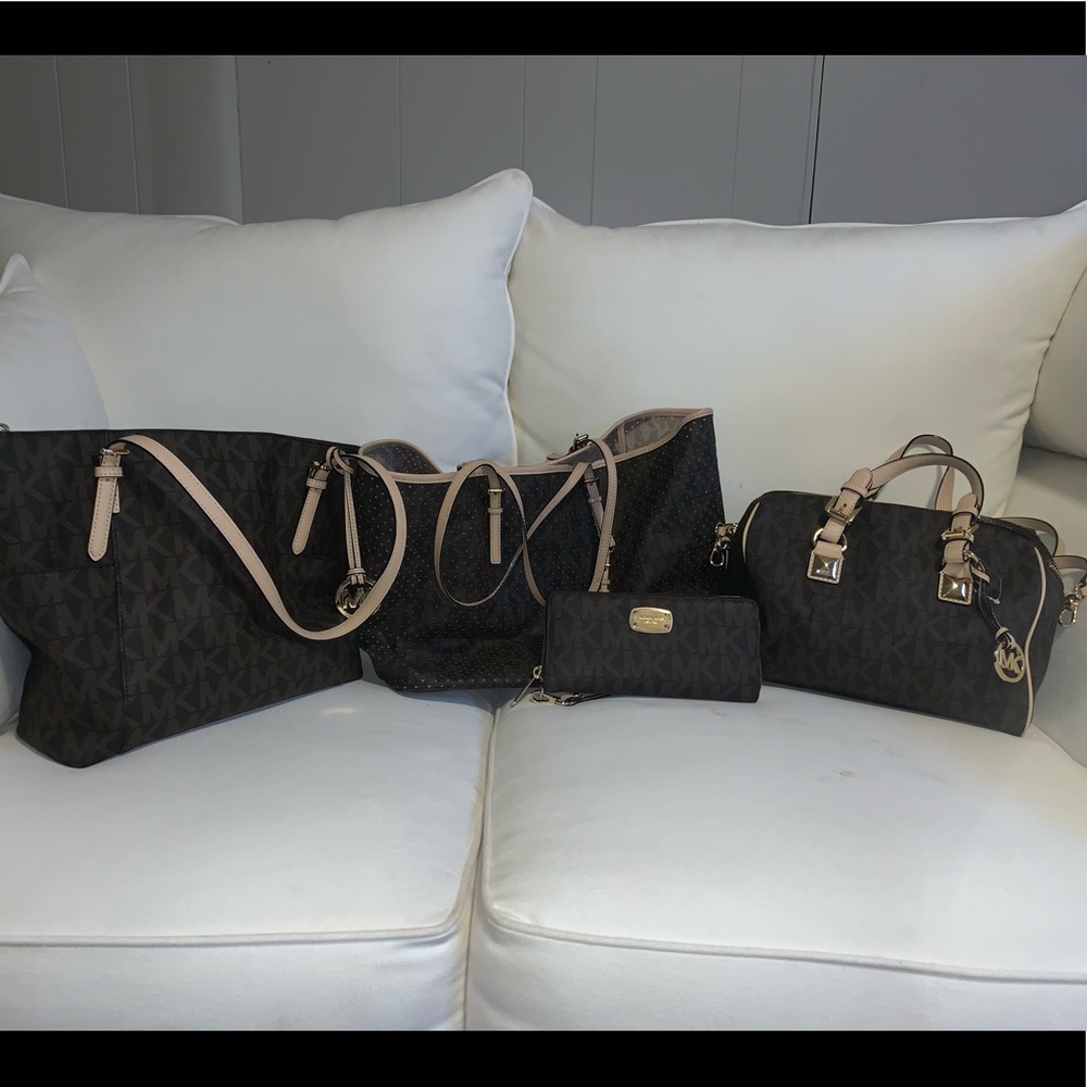 Michael Kors Jet Set monogram Lot